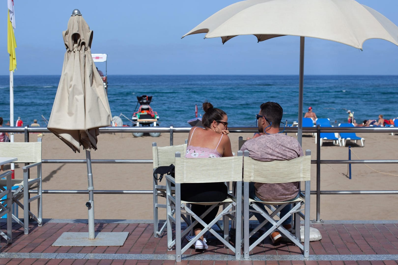 Urlaub: "Vermeidbare Reisen" in ausländische Risikogebiete sollen vermieden werden.