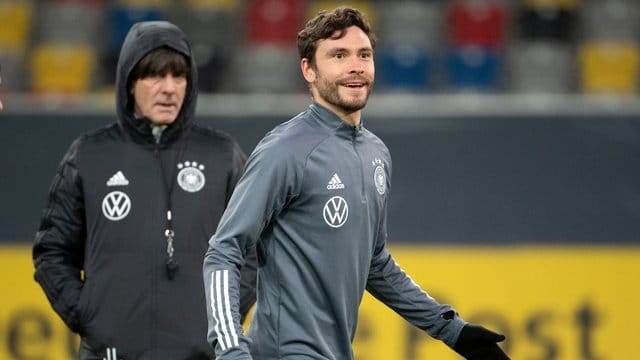 43 Länderspiele absolvierte Jonas Hector (r) unter Bundestrainer Joachim Löw. 43 Länderspiele absolvierte Jonas Hector (r) unter Bundestrainer Joachim Löw.