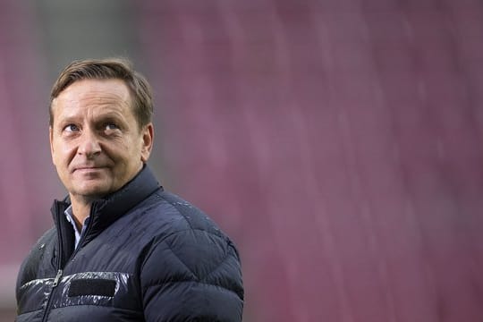 Steht der Nations League in Zeiten steigender Corona-Zahlen kritisch gegenüber: Kölns Horst Heldt.