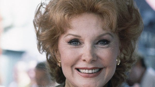 US-Schauspielerin Rhonda Fleming ist im Alter von 97 Jahren gestorben.