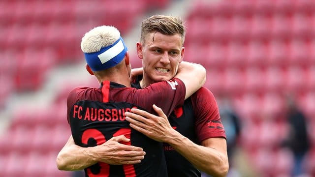 Alfred Finnbogason hat sich am Oberschenkel verletzt und fällt erstmal aus. Alfred Finnbogason hat sich am Oberschenkel verletzt und fällt erstmal aus.