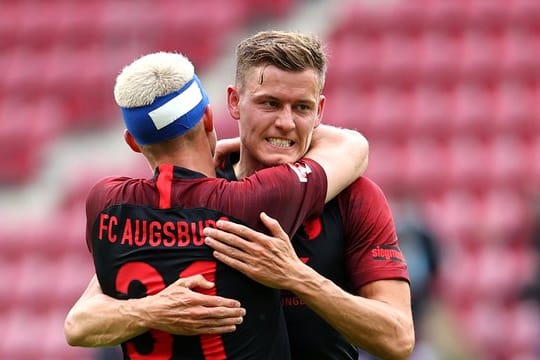 Alfred Finnbogason hat sich am Oberschenkel verletzt und fällt erstmal aus.