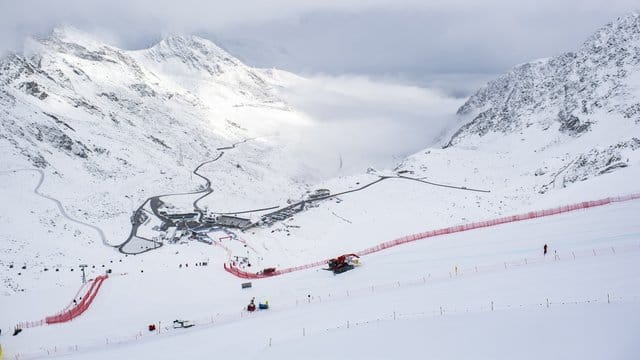 Die deutschen Herren wollen zum Auftakt in Sölden für die ersten Weltcup-Punkte sorgen. Die deutschen Herren wollen zum Auftakt in Sölden für die ersten Weltcup-Punkte sorgen.