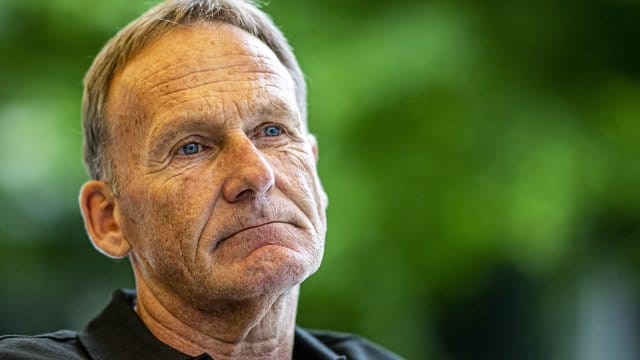 Findet die Aussagen von Kanzlerin Merkel nicht zielführung: BVB-Boss Hans-Joachim Watzke. Findet die Aussagen von Kanzlerin Merkel nicht zielführung: BVB-Boss Hans-Joachim Watzke.