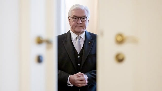 Das Archivfoto zeigt den Bundespräsidenten beim Neujahrsempfang im Schloss Bellevue. Das Archivfoto zeigt den Bundespräsidenten beim Neujahrsempfang im Schloss Bellevue.