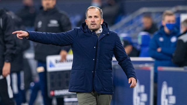 Schalkes Trainer Manuel Baum ist mit der Leistung seiner Mannschaft gegen Union zufrieden. Schalkes Trainer Manuel Baum ist mit der Leistung seiner Mannschaft gegen Union zufrieden.