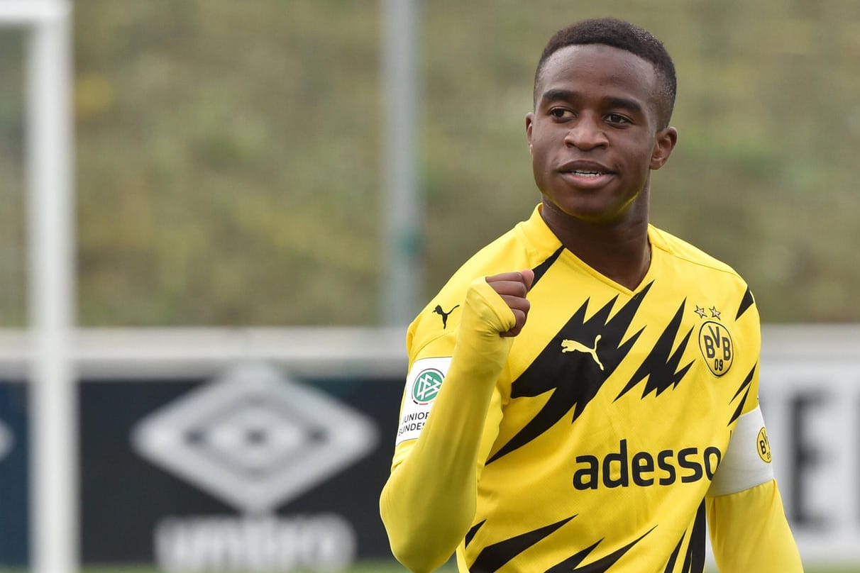 Youssoufa Moukoko: Der BVB-Spieler erzielte im U-19-Derby gegen Schalke drei Treffer.