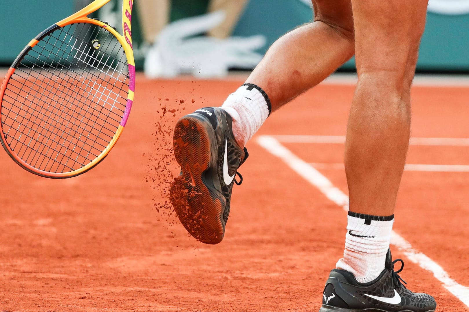 Ein Tennisspieler (Symbolbild): Die Zukunft des TCE Dortmund ist vorerst gesichert.