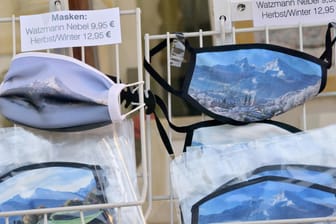 Masken aus dem Berchtesgadener Land: Hier sind die Neuinfektionen massiv angestiegen.