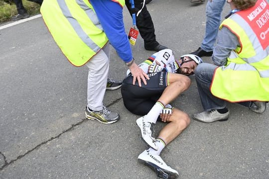 Wurde nach seinem Sturz bei der Flandern-Rundfahrt an der Hand operiert: Straßenrad-Weltmeister Julian Alaphilippe.