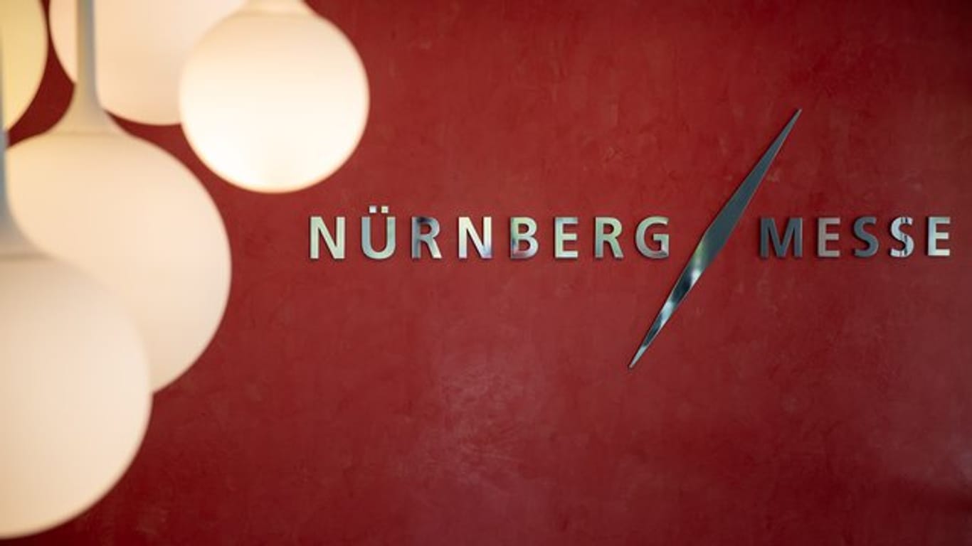 Das Logo der Nürnberg Messe GmbH (Archivbild): Dieses Jahr findet die "Consumenta" nicht statt.
