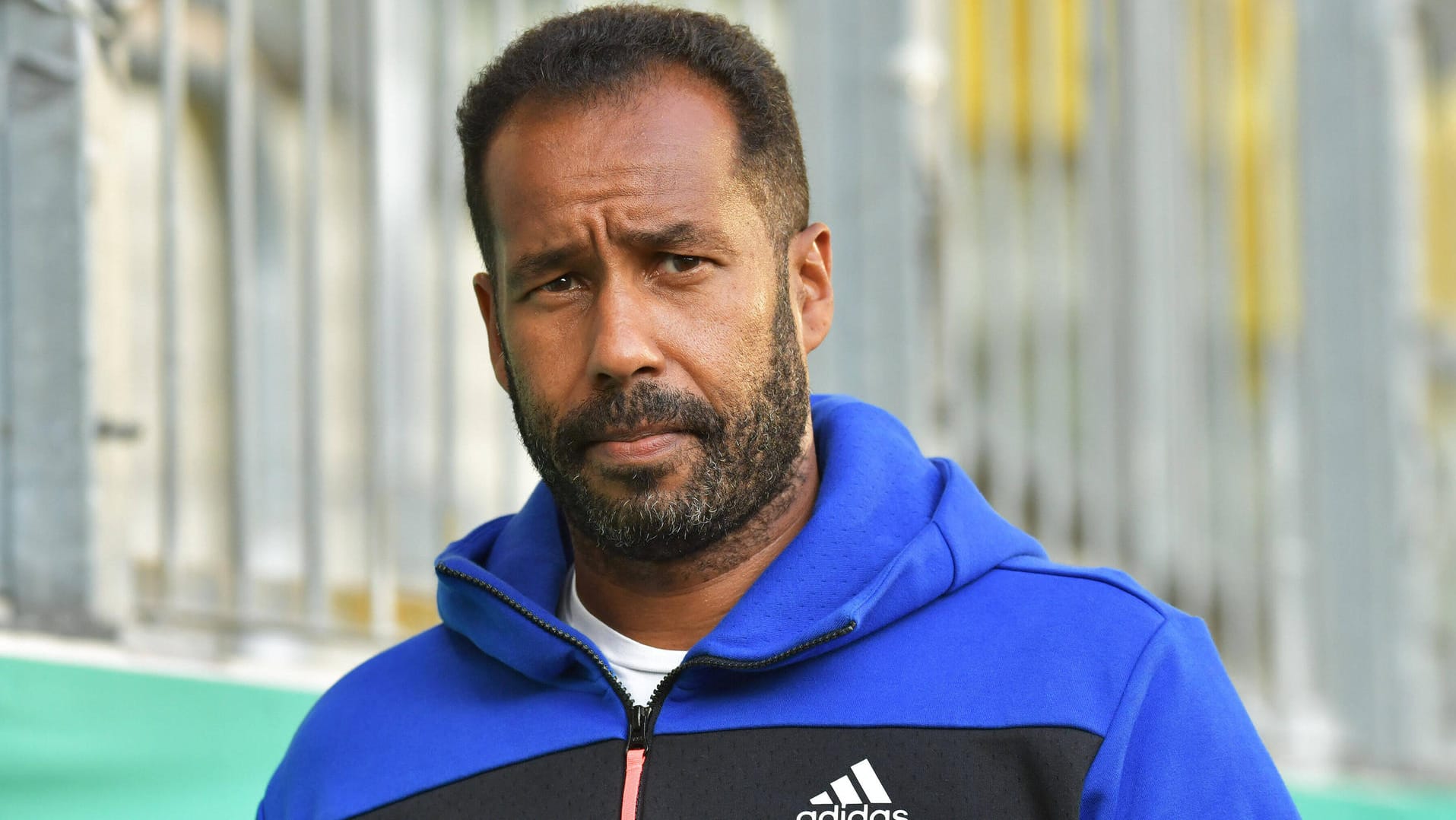 Eindringliches Plädoyer: Der Einsatz des heutigen HSV-Trainers Daniel Thioune für Bakery Jatta zu Osnabrücker Zeiten wurde zum Fußballspruch des Jahres gekürt. Eindringliches Plädoyer: Der Einsatz des heutigen HSV-Trainers Daniel Thioune für Bakery Jatta zu Osnabrücker Zeiten wurde zum Fußballspruch des Jahres gekürt.