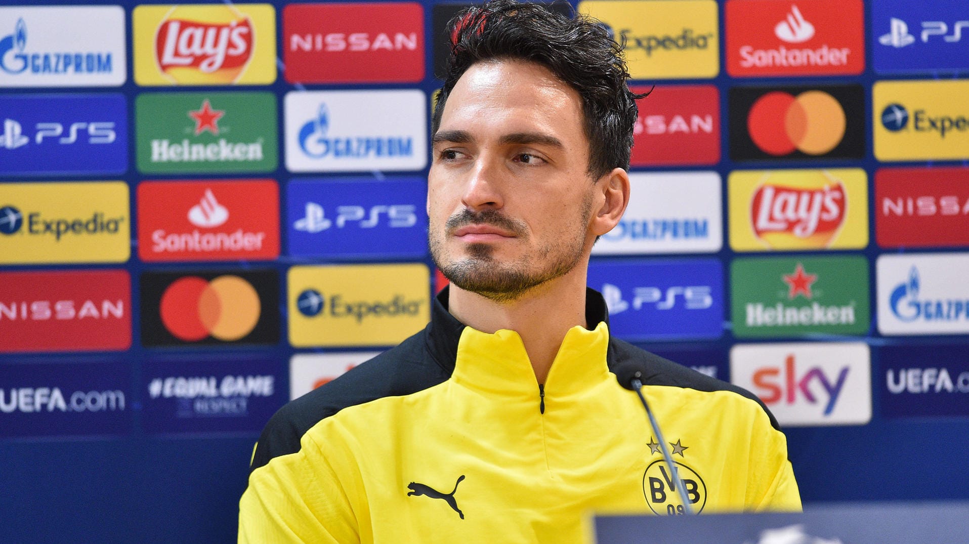 Klare Worte: Mats Hummels auf der BVB-PK vor dem Champions-League-Spiel bei Lazio Rom.