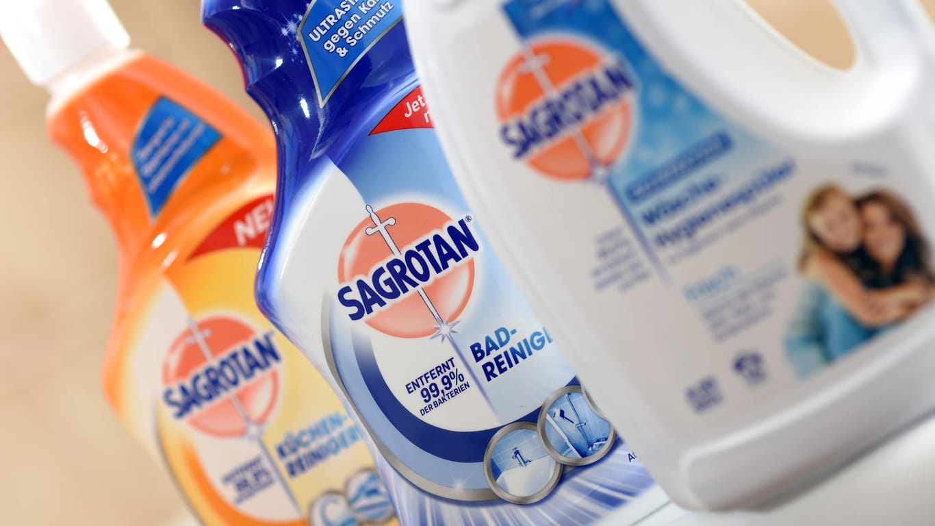 Sagrotan-Putzmittel von Reckitt Benckiser: Die Corona-Krise treibt den Umsatz des britischen Konsumgüterherstellers.