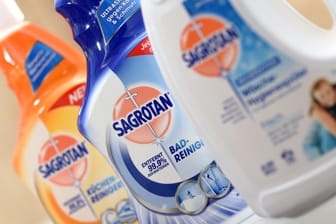 Sagrotan-Putzmittel von Reckitt Benckiser: Die Corona-Krise treibt den Umsatz des britischen Konsumgüterherstellers.