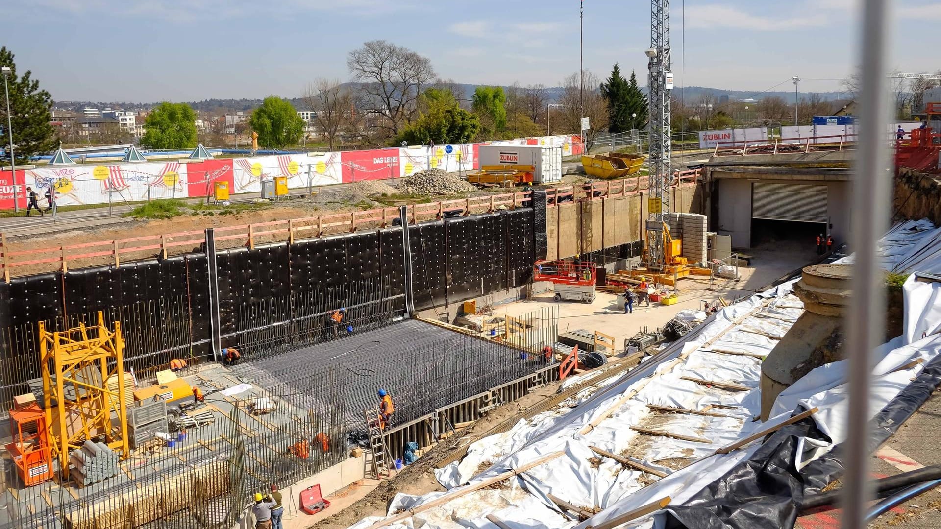 Baustelle am Rosenstein: Der Tunneldurchschlag für die S-Bahn ist erfolgt.