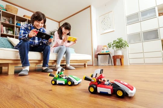 Rudel im Rennfieber: "Mario Kart Live: Home Circuit" soll sich auch mit bis zu vier Karts spielen lassen.
