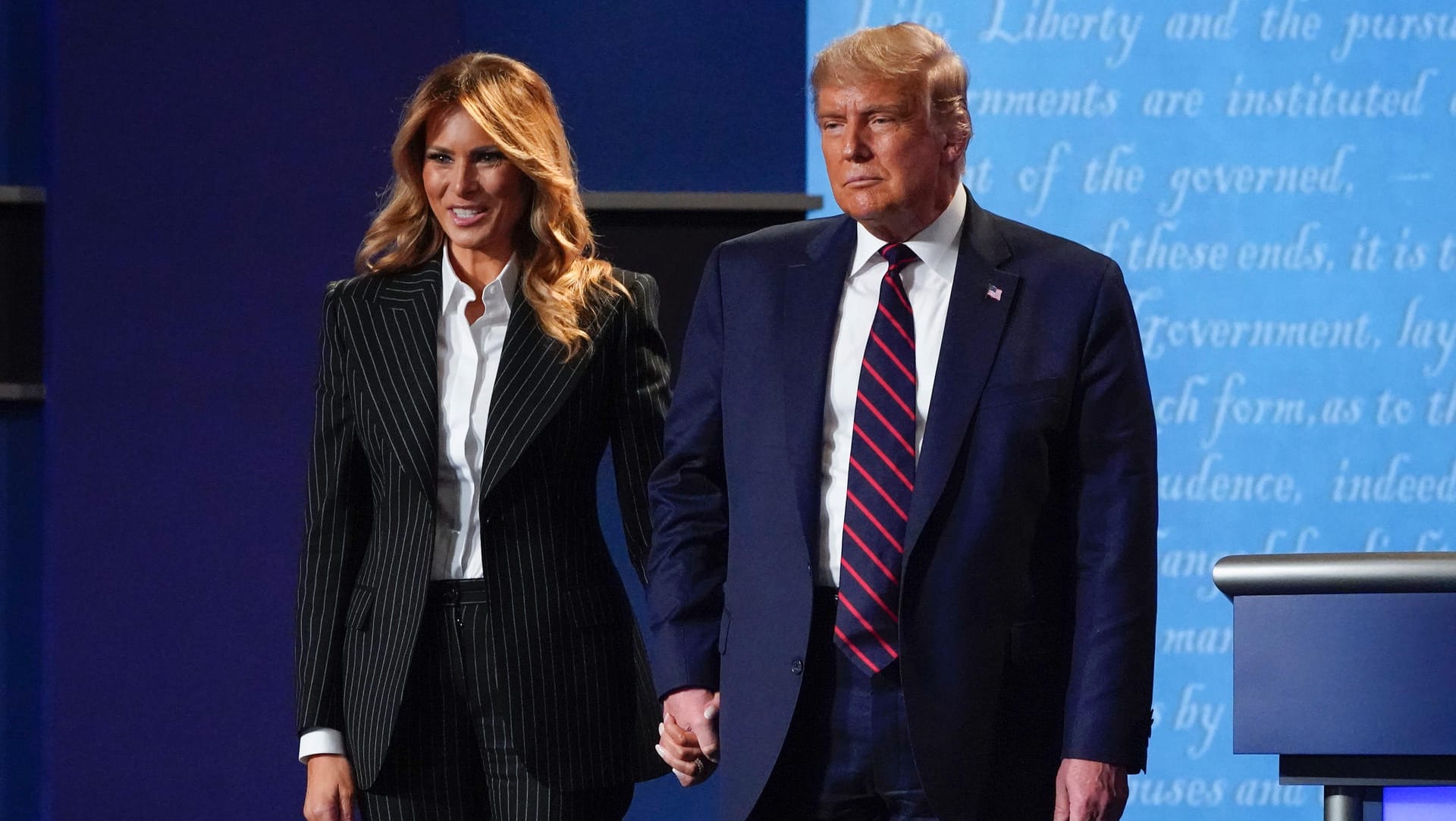 Melania und Donald Trump nach dem TV-Duell: Die First Lady musste einen Wahlkampfauftritt wegen Hustens absagen.