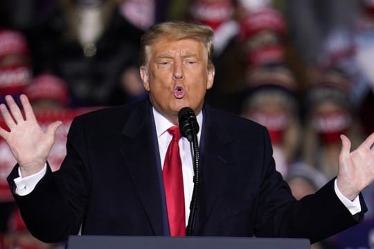 US-Präsident Donald Trump beschwert sich über ein aus seiner Meinung "parteiisch" geführtes Interview.