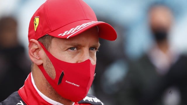 Rennfahrer Sebastian Vettel vom Team Ferrari darf sich auf einer neuen Strecke in Portugal ausprobieren. Rennfahrer Sebastian Vettel vom Team Ferrari darf sich auf einer neuen Strecke in Portugal ausprobieren.