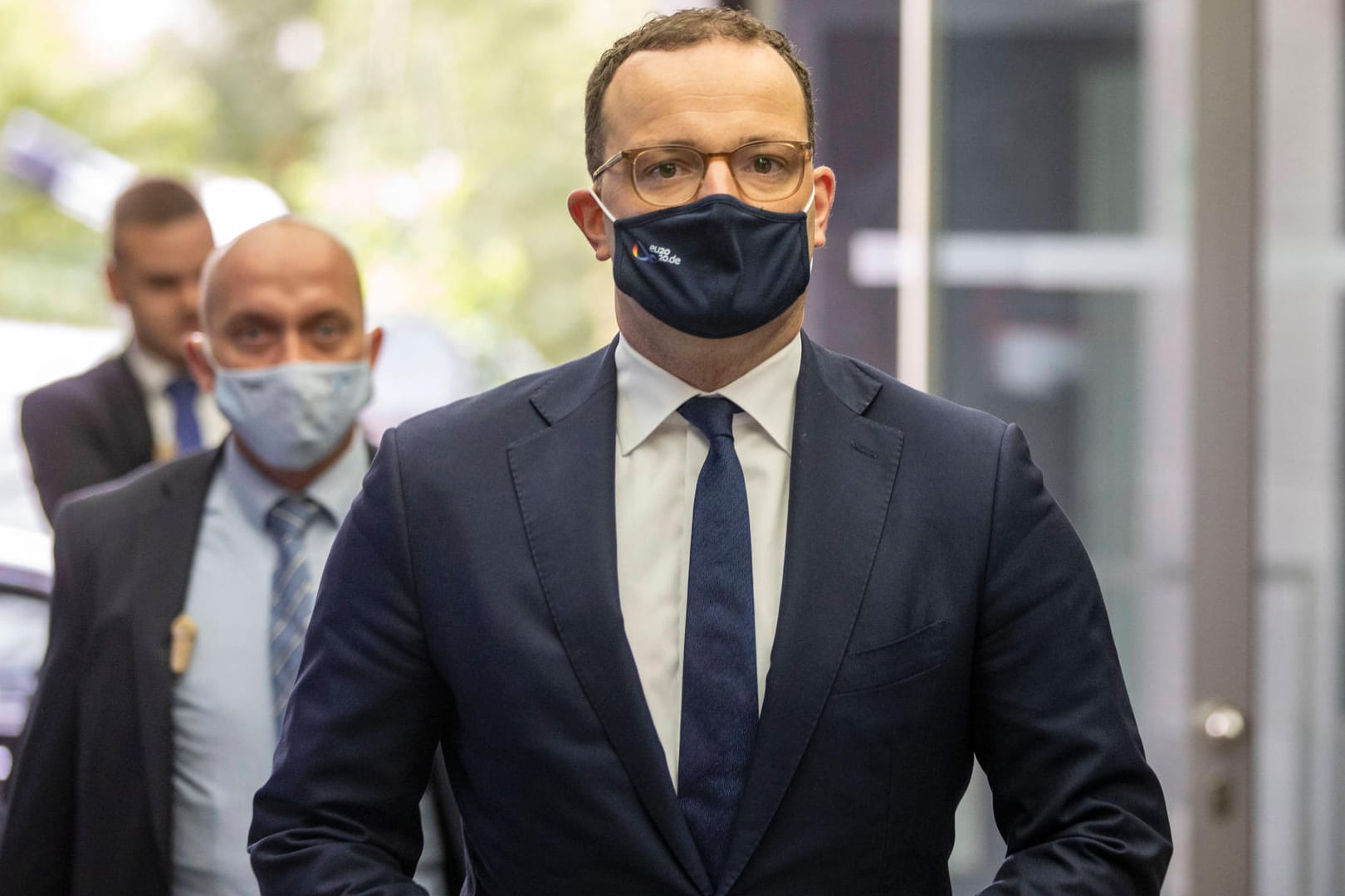 Jens Spahn: Der Bundesgesundheitsminister hat sich mit Covid-19 infiziert. Nun lassen sich alle Kollegen testen, die mit ihm in Kontakt standen.