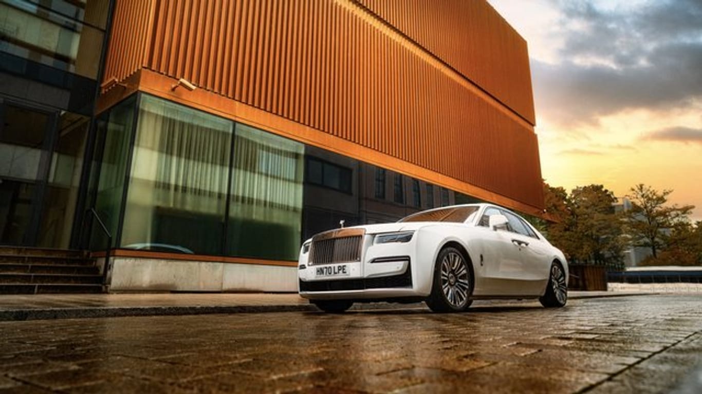 Der Ghost bietet sich als Einstiegsmodell in die teure Welt von Rolls-Royce an.