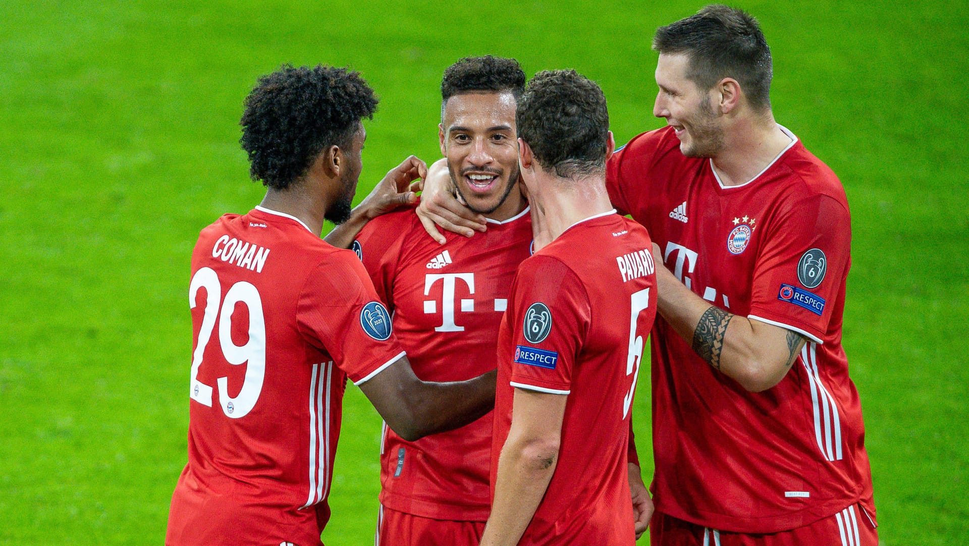 Bayern München: Die internationale Presse lobt die Mannschaft von Trainer Hansi Flick.