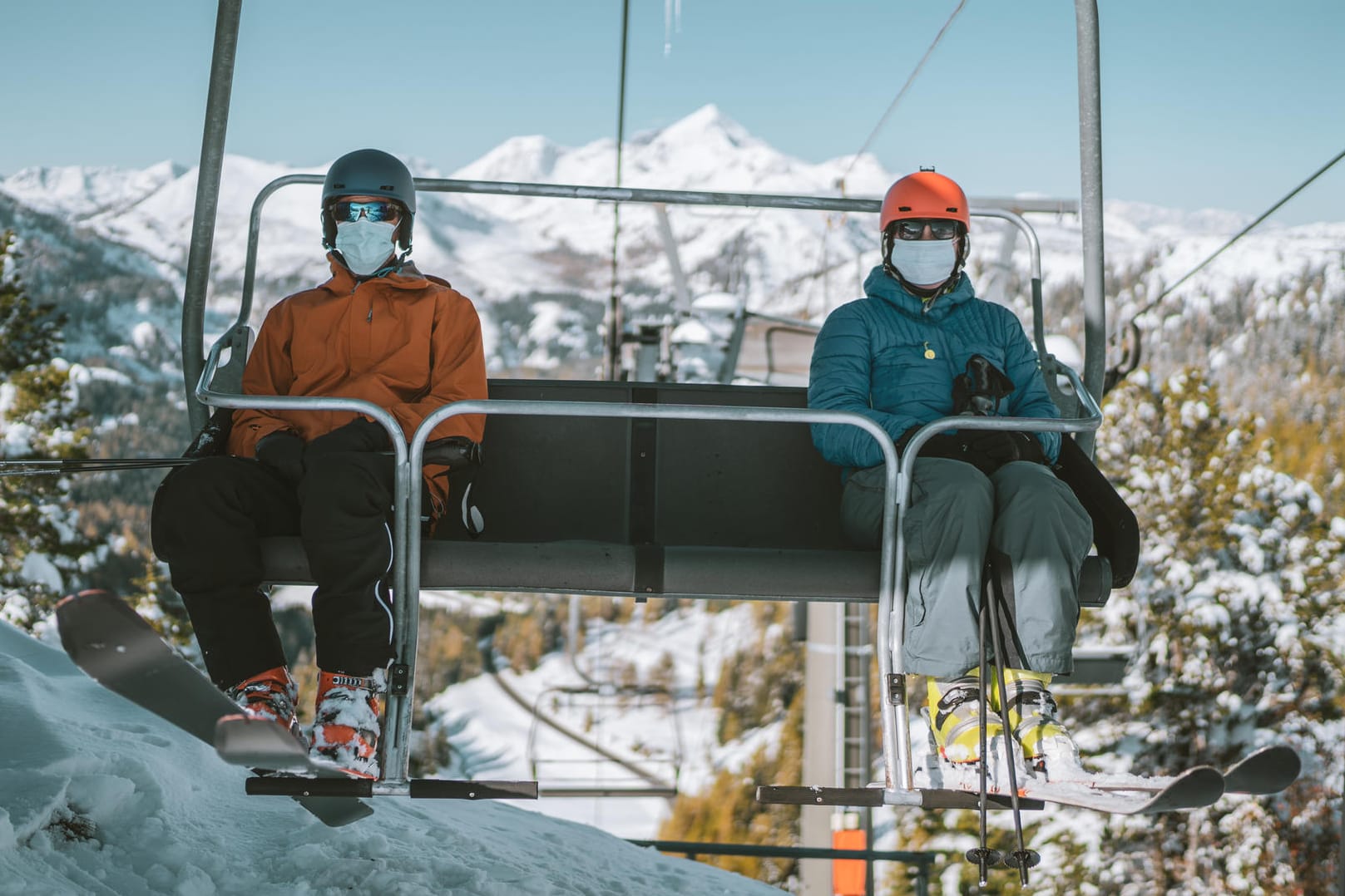 Wintersport in der Corona-Krise: Für den Urlaub wünschen sich viele Befragte ein Hygienekonzept.