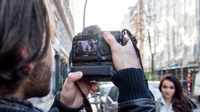 Eingebautes Zeitlimit: Wer mit seiner Kamera unbegrenzt filmen können möchte, muss vor dem Kauf genau recherchieren. Eingebautes Zeitlimit: Wer mit seiner Kamera unbegrenzt filmen können möchte, muss vor dem Kauf genau recherchieren.