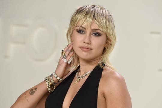 Die US-amerikanische Sängerin Miley Cyrus hat die Demokraten gewählt.