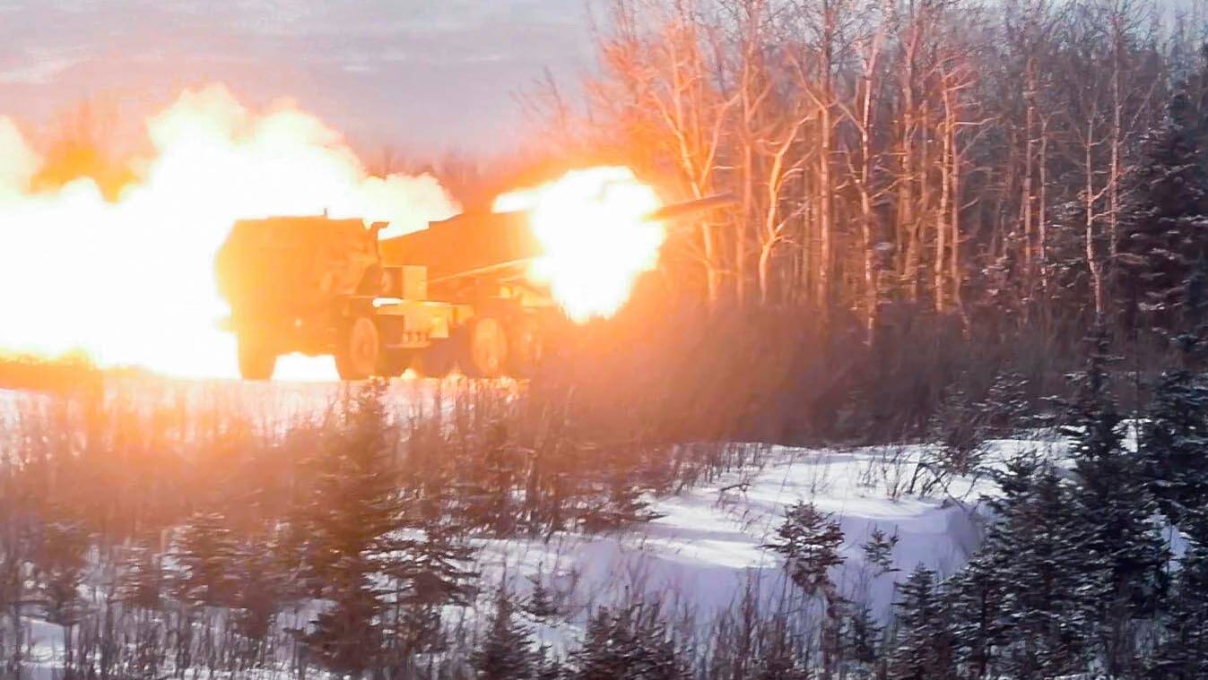 Mobiler Raketenwerfer vom Typ M142: Elf dieser Systeme und weitere Waffen wollen die USA an Taiwan verkaufen. Mobiler Raketenwerfer vom Typ M142: Elf dieser Systeme und weitere Waffen wollen die USA an Taiwan verkaufen.