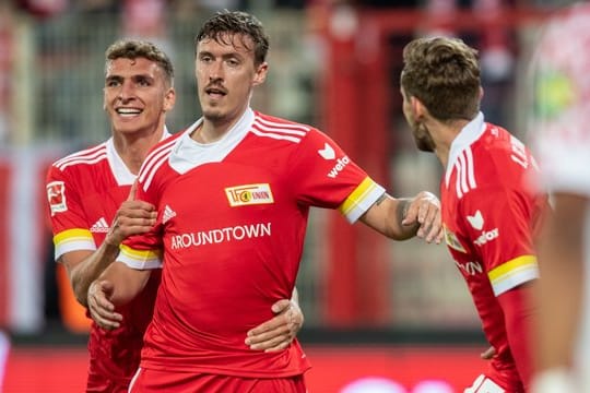 Stürmer Max Kruse trifft mit dem 1.