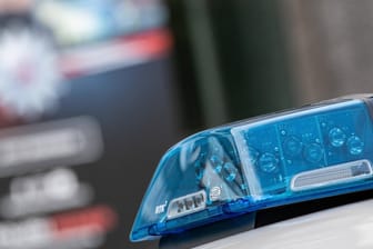 Bodensee: Ein Mann beging Fahrerflucht, nachdem er ein Kind überfahren hatte.