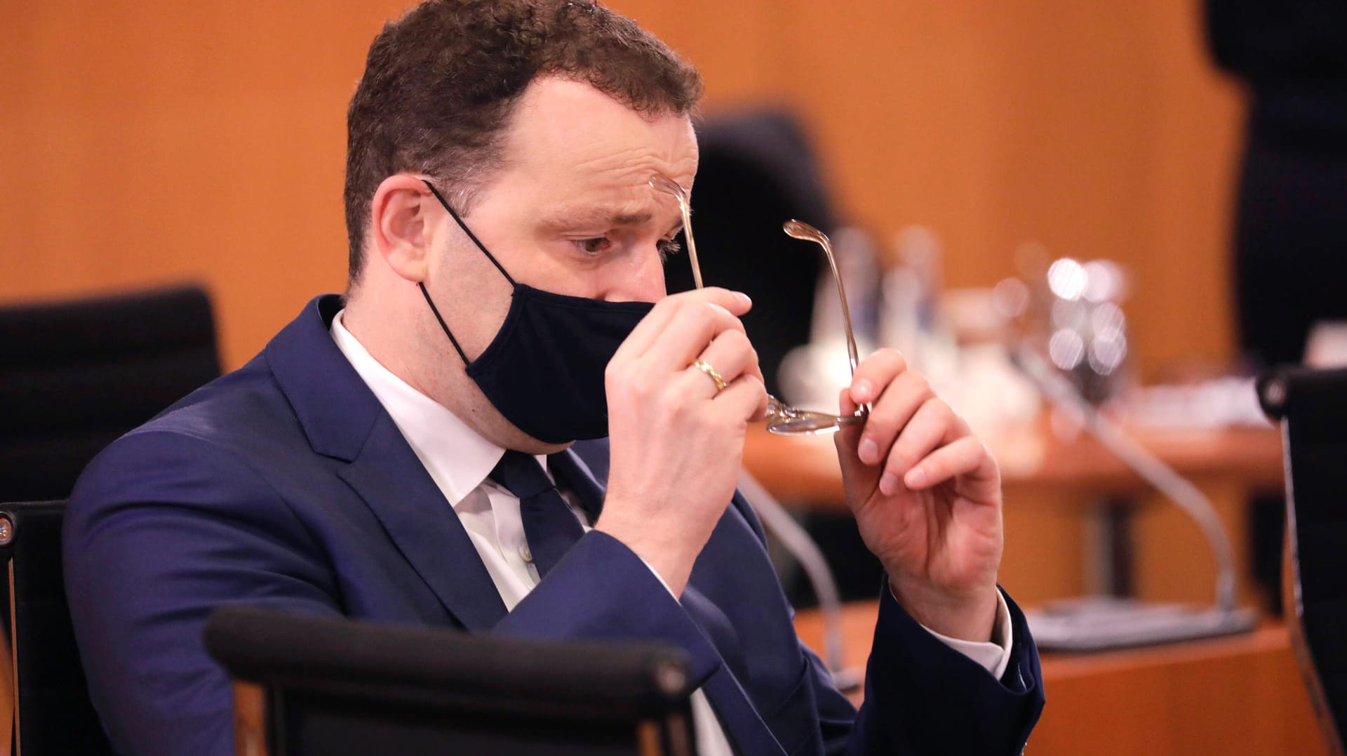 Gesundheitsminister Jens Spahn: Der "Spiegel" zitiert Gesundheitsminister Jens Spahn (CDU) in seiner neuen Ausgabe mit den Worten, es könne Januar sein, vielleicht auch Februar oder März – oder sogar noch später.