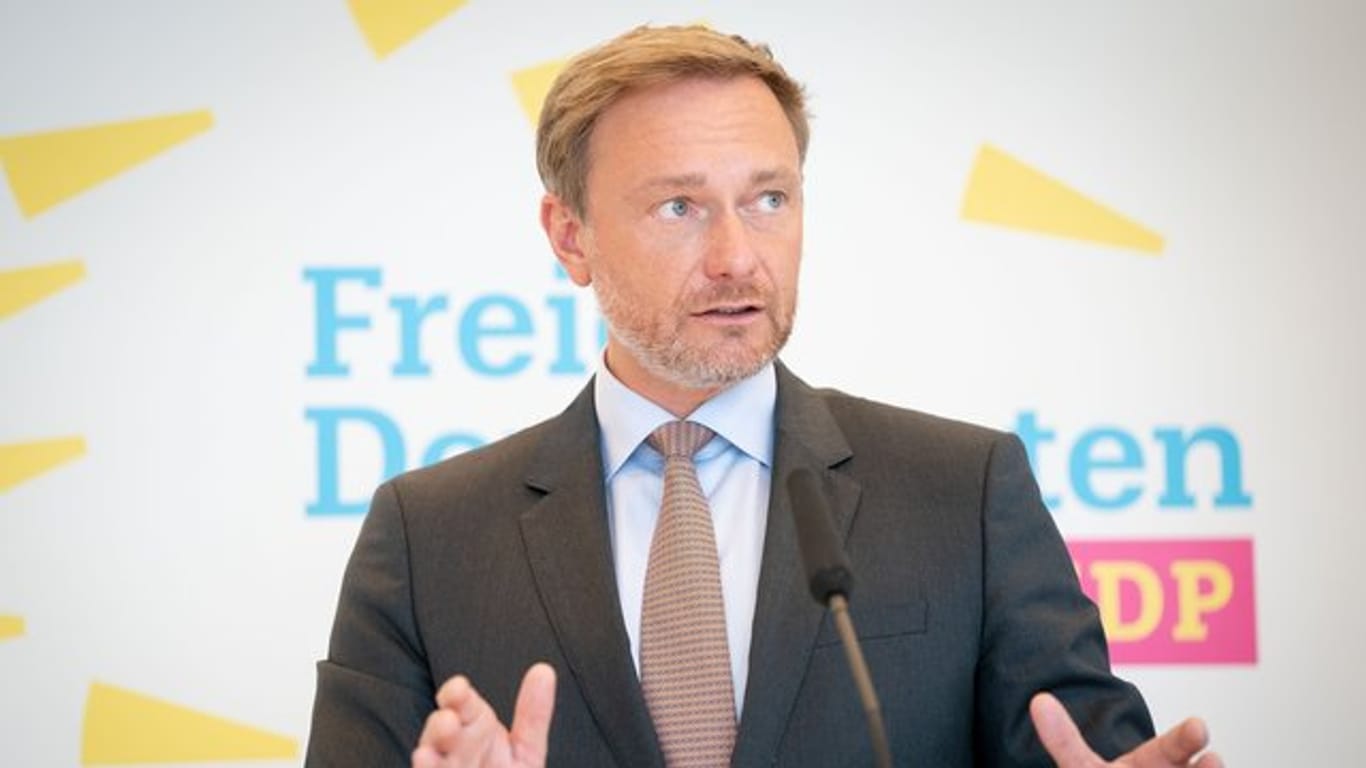 Christian Lindner, Fraktionsvorsitzender und Parteivorsitzender der FDP, wird ausgezeichnet.