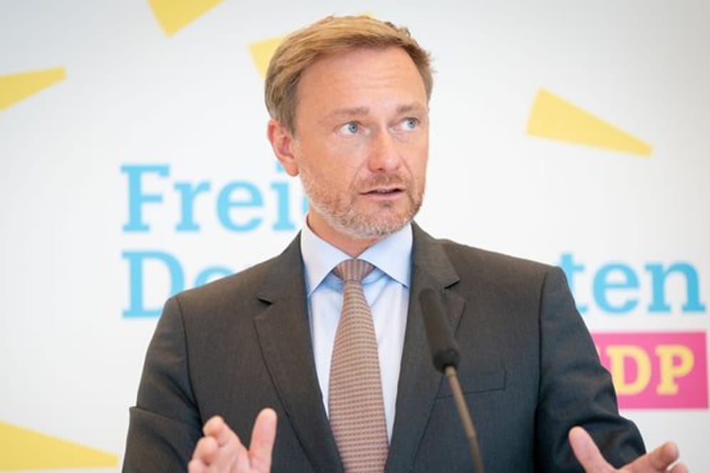 Christian Lindner, Fraktionsvorsitzender und Parteivorsitzender der FDP, wird ausgezeichnet.