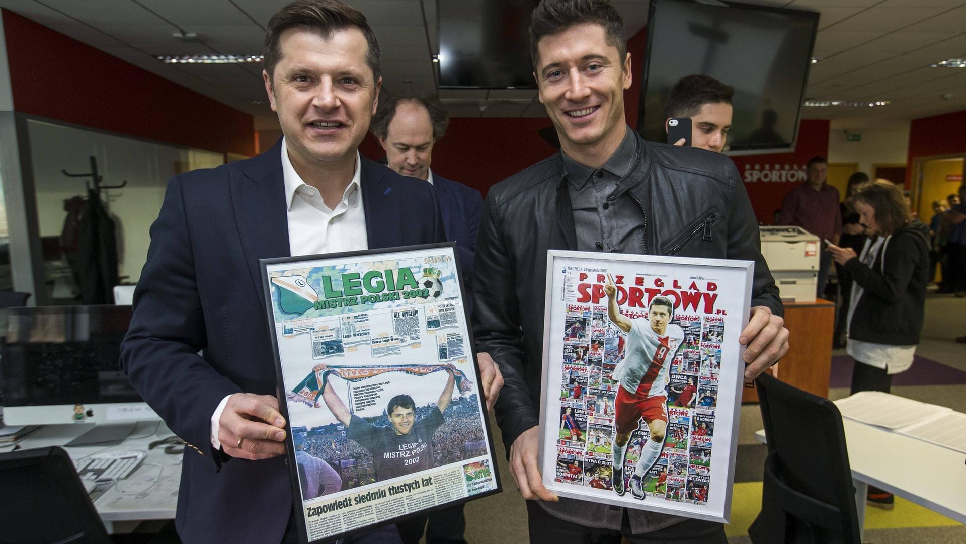 Cezary Kucharski (l.) im Jahr 2015 neben Robert Lewandowski.