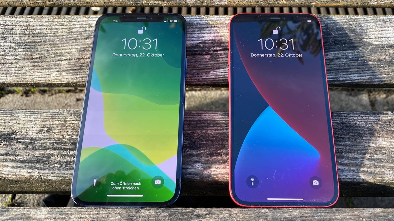 iPhone 12 Pro und iPhone 12: Die 6,1-Zoll-OLED-Displays der beiden Geräte sind mit bloßem Auge nicht voneinander zu unterscheiden.