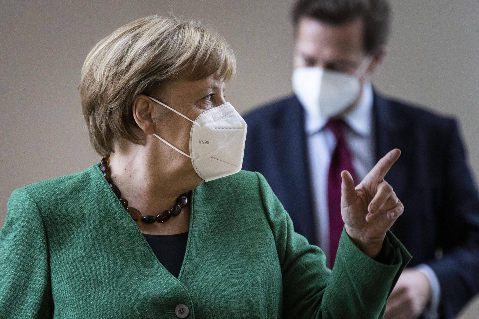 Angela Merkel: "Die Ansagen von uns sind nicht hart genug, um das Unheil von uns abzuwenden."