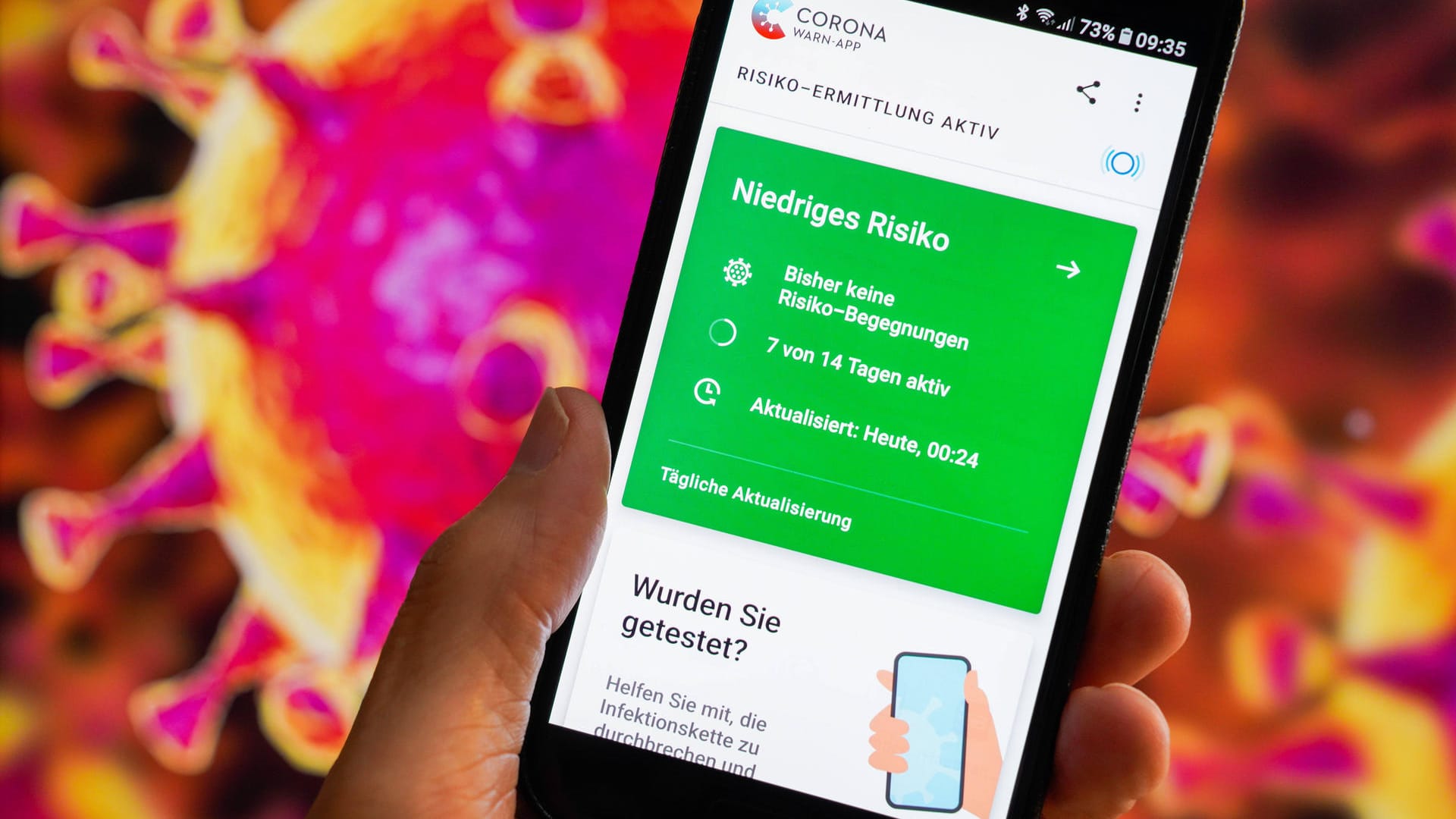 Die Corona-Warn-App zeigt keine Risikobegegnungen an (Symbolbild): Bei der Stadt Wuppertal hat es eine Corona-Daten-Panne gegeben. Die Corona-Warn-App zeigt keine Risikobegegnungen an (Symbolbild): Bei der Stadt Wuppertal hat es eine Corona-Daten-Panne gegeben.