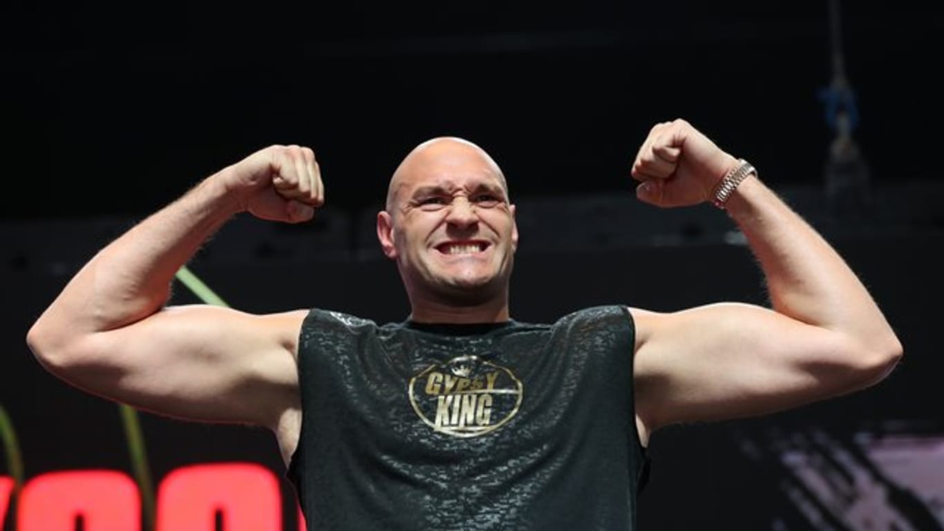 Schwergewichts-Weltmeister Tyson Fury will am 5.