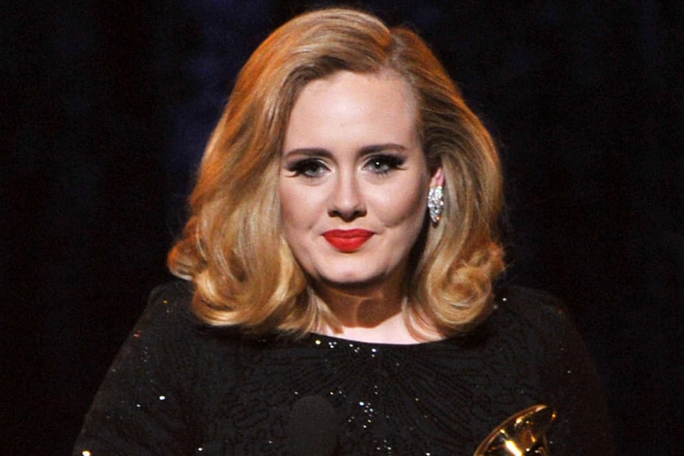 Adele: Offenbar hat die britische Ausnahmesängerin in den letzten Monaten rund 45 Kilogramm abgenommen.