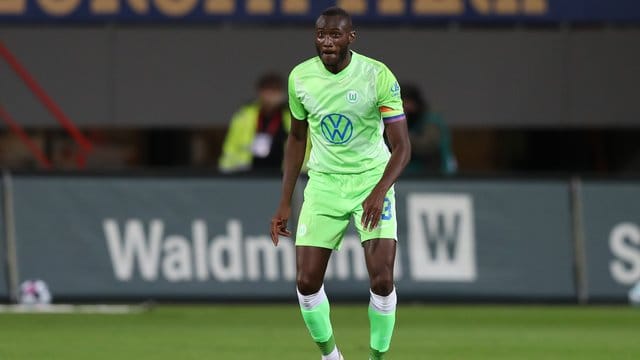 Dem Wolfsburger Kapitän Josuha Guilavogui droht eine Pause.
