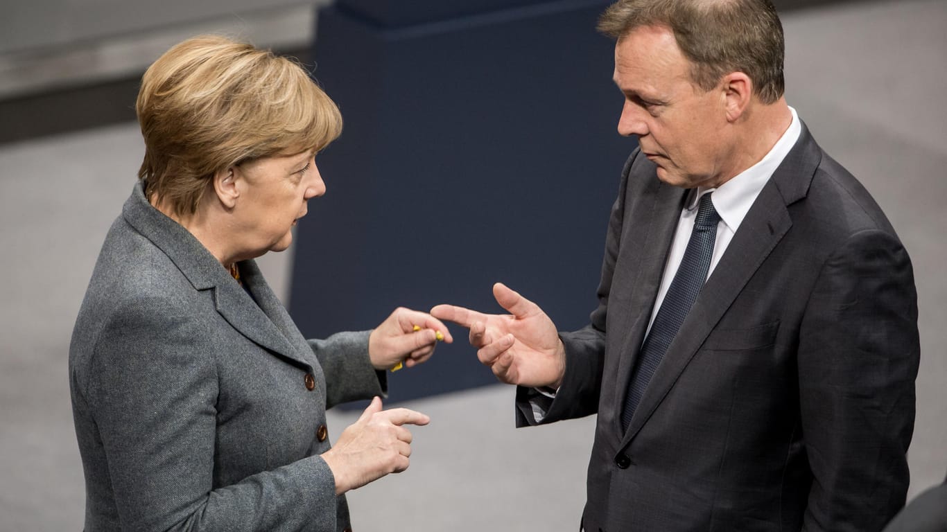 Bundeskanzlerin Angela Merkel (CDU) und der damalige SPD-Fraktionschef Thomas Oppermann: "Ich habe ihn über viele Jahre als verlässlichen und fairen Partner geschätzt".