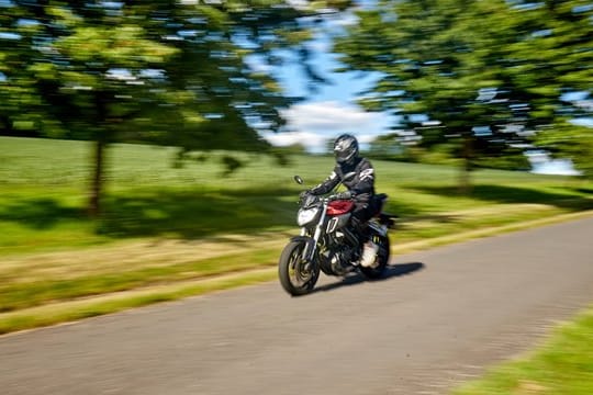 Wegen Corona setzen die Bundesbürger vermehrt auf Leichtkrafträder.