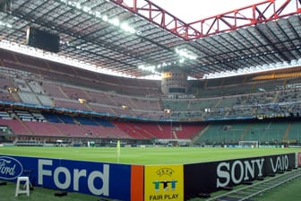 Das "Giuseppe Meazza" in Mailand: Die Ränge des Stadions werden wohl noch sehr lange nicht voll besetzt sein.
