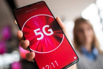 Jeder fünfte Verbraucher in Deutschland will in absehbarer Zeit die fünfte Mobilfunkgeneration (5G) nutzen.