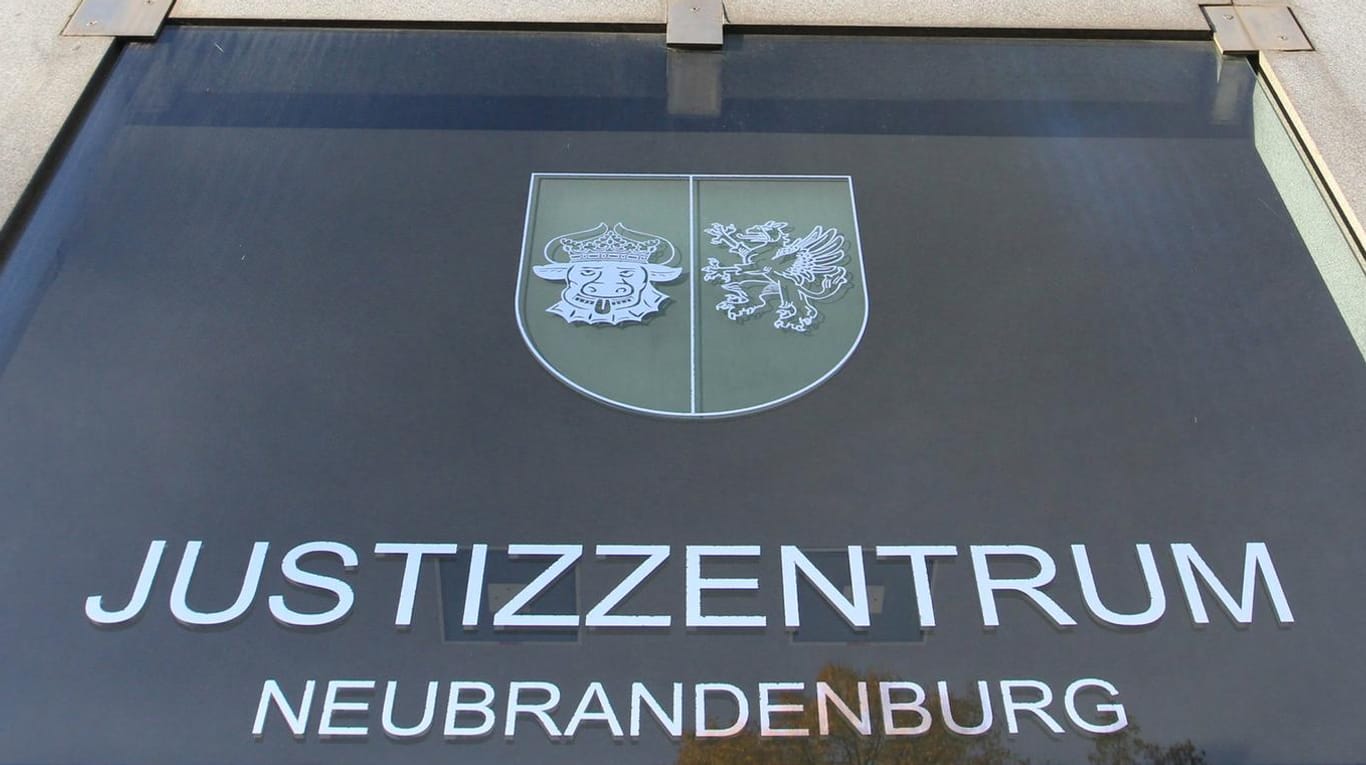 Justizzentrum in Neubrandenburg: Der 18-Jährige erhielt vier Jahre und neun Monate Jugendstrafe. (Symbolfoto)