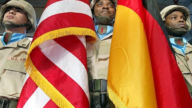 Der geplante Abzug von etwa einem Drittel der US-Soldaten aus Deutschland hat auch mehr als vier Monate nach der Ankündigung durch US-Präsident Trump noch nicht begonnen. Der geplante Abzug von etwa einem Drittel der US-Soldaten aus Deutschland hat auch mehr als vier Monate nach der Ankündigung durch US-Präsident Trump noch nicht begonnen.