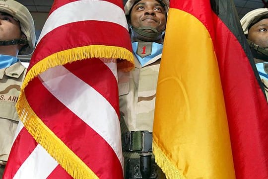 Der geplante Abzug von etwa einem Drittel der US-Soldaten aus Deutschland hat auch mehr als vier Monate nach der Ankündigung durch US-Präsident Trump noch nicht begonnen.